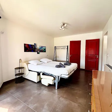 Casamea - Familiale, Piscine Chauffée, Clim Ajaccio (Corsica)