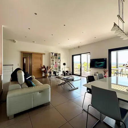 Casamea - Familiale, Piscine Chauffee, Clim Ajaccio (Corsica)