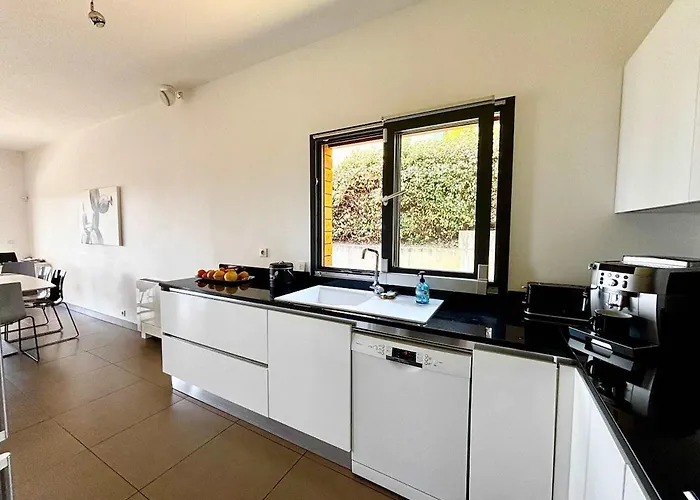 Casamea - Familiale, Piscine Chauffee, Clim * Ajaccio (Corsica)